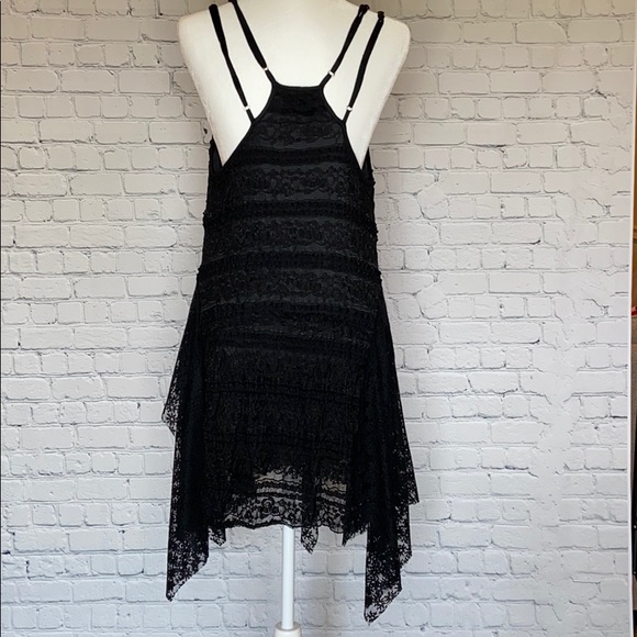 Hazel Black Midi Dress - Picture 3 of 10